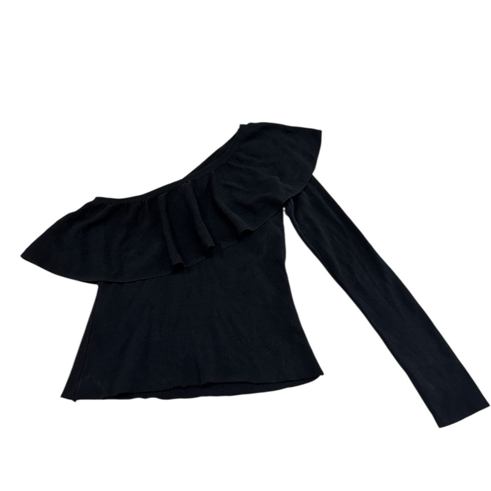 DO+BE Black Ruffled One-Shoulder Blouse
